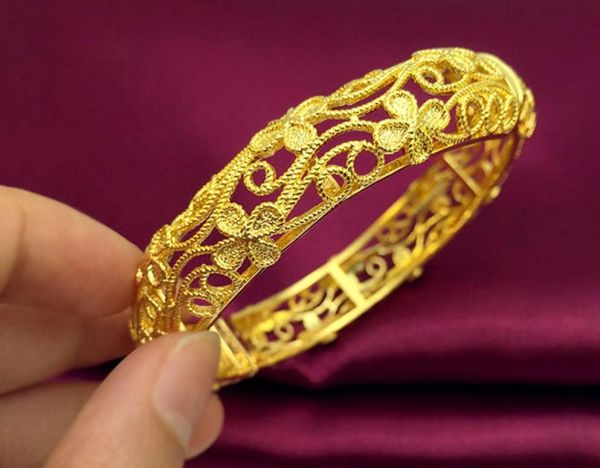 2017 fashion hollow out a clover 24k gold plated braceletbride married arrival 24k gold filled bangles pulseras jewelry for women7189129, Black
2017 fashion hollow out a clover 24k gold plated braceletbride married arrival 24k gold filled bangles pulseras jewelry for women7189129, Black