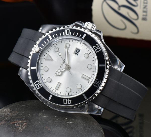 all dials working automatic date men watches luxury fashion fabric band quartz movement clock leisure wrist watch good, Slivery;golden
all dials working automatic date men watches luxury fashion fabric band quartz movement clock leisure wrist watch good, Slivery;golden