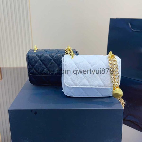 wallets fashion black chain woc purses mini shoulder bag caviar leather pocket small crossbody luxury style simple heart lock ladies, Red;black
wallets fashion black chain woc purses mini shoulder bag caviar leather pocket small crossbody luxury style simple heart lock ladies, Red;black