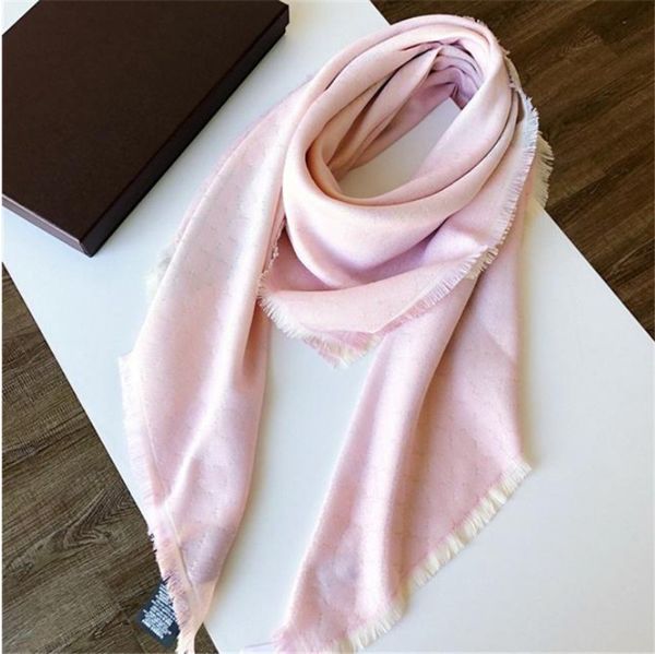 silver thread 140*140cm silk woollen shawl is a seller for women in autumn and winter, Blue;gray
silver thread 140*140cm silk woollen shawl is a seller for women in autumn and winter, Blue;gray