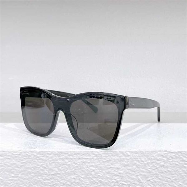 sunglasses 2023 new new xiaoxiangjia letter tiktok same plate women's versatile fashion sunglasses 5418, White;black
sunglasses 2023 new new xiaoxiangjia letter tiktok same plate women's versatile fashion sunglasses 5418, White;black