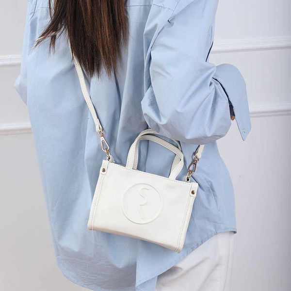 factory wholesale handbag baobao women's bag 2023 new trendy and fashionable advanced sense wtern style crossbody frh handheld
factory wholesale handbag baobao women's bag 2023 new trendy and fashionable advanced sense wtern style crossbody frh handheld