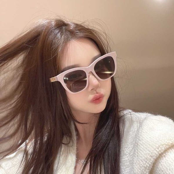 2023 quality 23 new little fragrance for women high grade sunscreen uv resistant large frame hollow out letter legs sunglasses 0774, White;black
2023 quality 23 new little fragrance for women high grade sunscreen uv resistant large frame hollow out letter legs sunglasses 0774, White;black