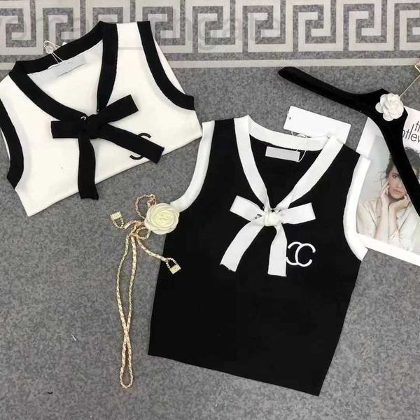 women's knits & tees designer t-shirt summer short sleeve sweater designer round hollow pullover letter embroidery fashion knitted, White
women's knits & tees designer t-shirt summer short sleeve sweater designer round hollow pullover letter embroidery fashion knitted, White