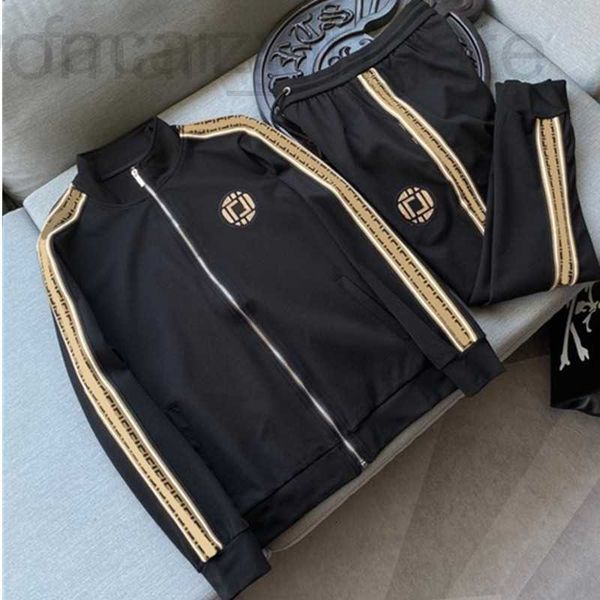men's jackets designer roman cotton leisure sports suit men's fashion two-pieset large 883k ua2g, Black;brown
men's jackets designer roman cotton leisure sports suit men's fashion two-pieset large 883k ua2g, Black;brown