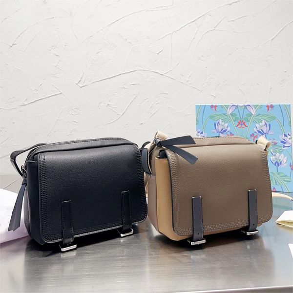 xs military messenger bag designer shoulder bag postman envelope man business handbags fashion clutch women beach bags size 25-17cm
xs military messenger bag designer shoulder bag postman envelope man business handbags fashion clutch women beach bags size 25-17cm