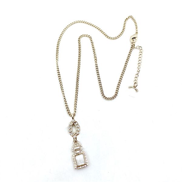 luxury brand designer double letter ccity pendant necklaces gold crystal pearl sweater necklace for women wedding party choker jewelr 43423, Silver
luxury brand designer double letter ccity pendant necklaces gold crystal pearl sweater necklace for women wedding party choker jewelr 43423, Silver