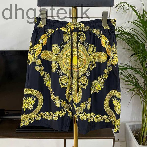 men's shorts designer 2023 summer new fashion trend youth leisure digital print beach pants rznd, White;black
men's shorts designer 2023 summer new fashion trend youth leisure digital print beach pants rznd, White;black