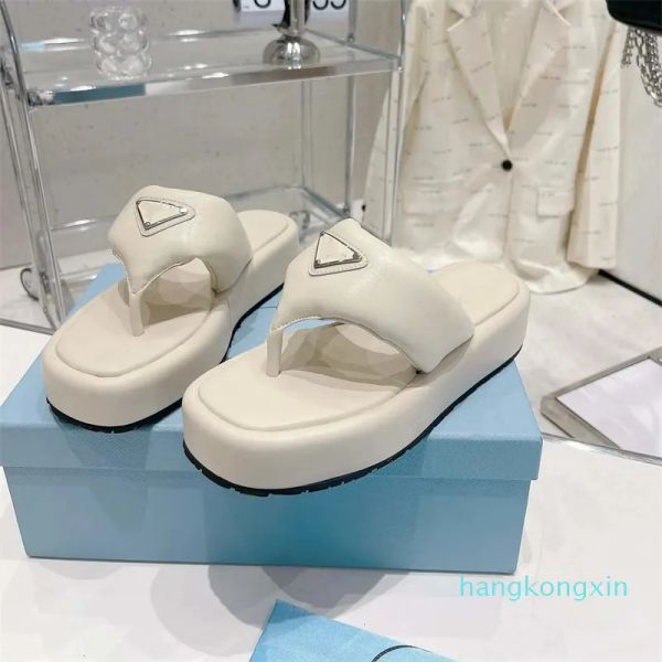 2023 new casual shoes designer sandal leather crisscross platform sandals women quilted slipper beach shoes white black flat summer slippers
2023 new casual shoes designer sandal leather crisscross platform sandals women quilted slipper beach shoes white black flat summer slippers