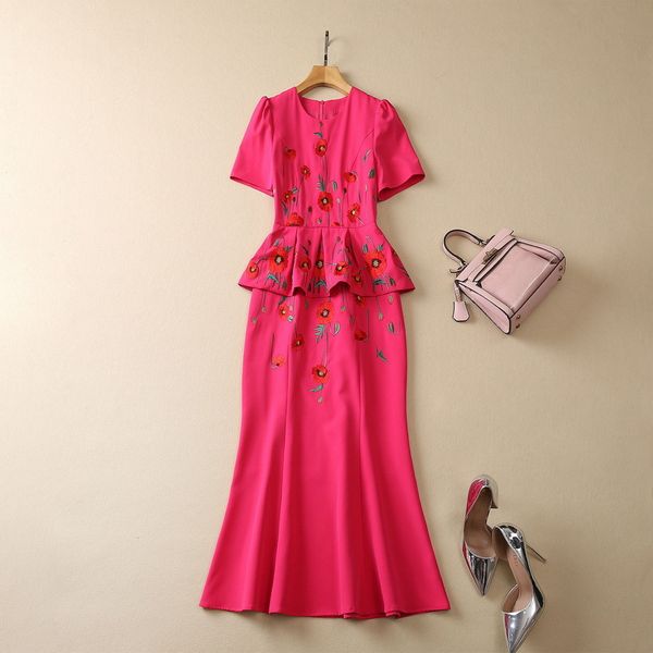 european and american women's dress 2023 summer new style round neck short sleeve flower embroidery fashion fishtail dress xxl, Black;gray
european and american women's dress 2023 summer new style round neck short sleeve flower embroidery fashion fishtail dress xxl, Black;gray