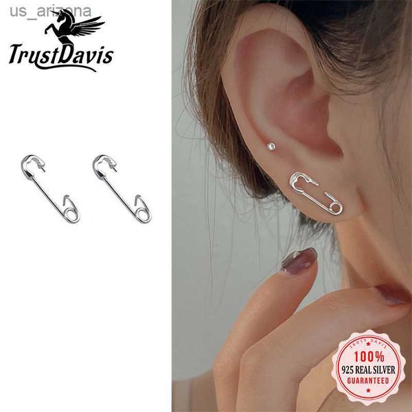 trustdavis real 925 sterling silver earring geometric paper clips stud earrings for women wedding party fine s925 jewelry da2566 l230620, Golden;silver
trustdavis real 925 sterling silver earring geometric paper clips stud earrings for women wedding party fine s925 jewelry da2566 l230620, Golden;silver