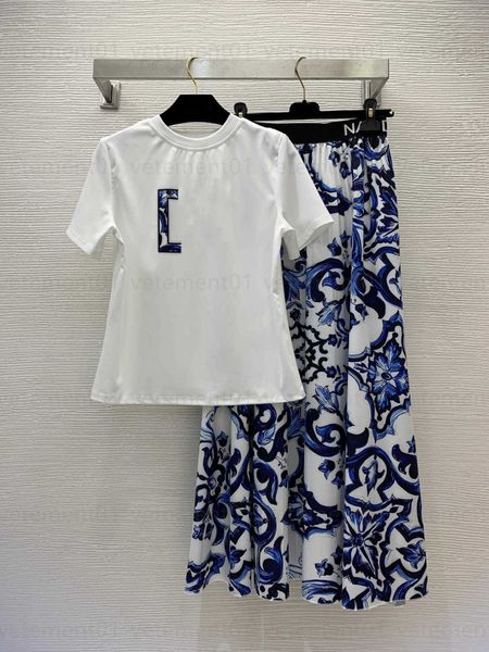 womens tshirt two piece set designer shirts women chest print large logo short-sleeved t shirt celadon print stretch webbing high waist half, White
womens tshirt two piece set designer shirts women chest print large logo short-sleeved t shirt celadon print stretch webbing high waist half, White