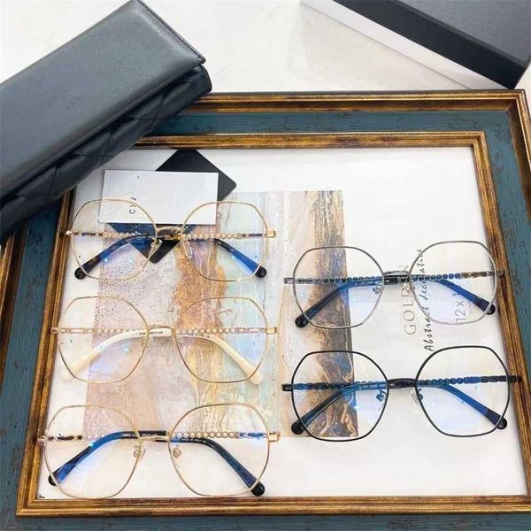2023 grandma's new japanese and korean students' ins college wind eye glass frame women's versatile fashion sunglasses ch4281, White;black
2023 grandma's new japanese and korean students' ins college wind eye glass frame women's versatile fashion sunglasses ch4281, White;black