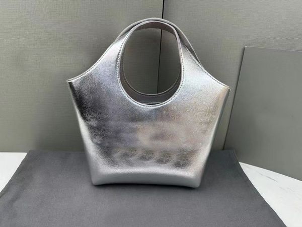 2023 luxurys designers handbags purses montigne bag women tote brand letter embossing genuine leather shoulder crossbody bags
2023 luxurys designers handbags purses montigne bag women tote brand letter embossing genuine leather shoulder crossbody bags