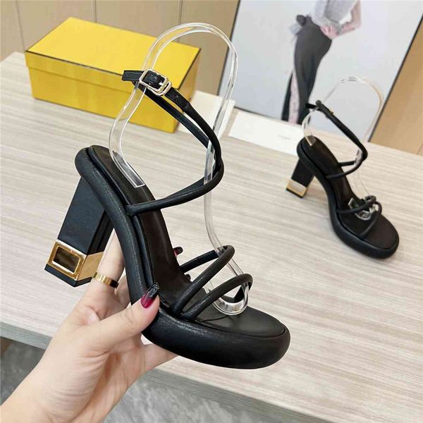 fashion women's sandals 2023 fendyity luxury brand letter logo summer women's high heels men's casual student flats 03-09, Black
fashion women's sandals 2023 fendyity luxury brand letter logo summer women's high heels men's casual student flats 03-09, Black