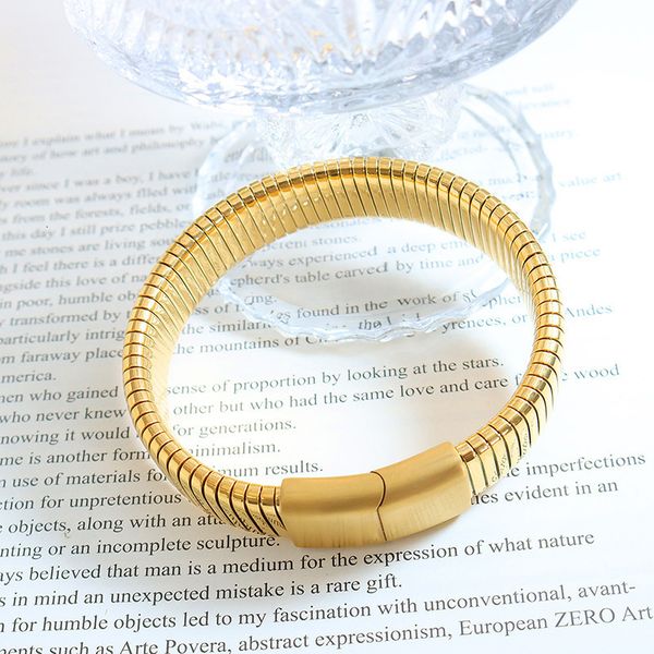 bangle jewelry fashion punk hip hop bracelet couple stainless steel women accessories italian christmas gift 230710, Black
bangle jewelry fashion punk hip hop bracelet couple stainless steel women accessories italian christmas gift 230710, Black