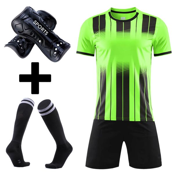 jerseys survetement football men kids soccer jerseys suits boys women football training uniforms with socks shin guards 230710
jerseys survetement football men kids soccer jerseys suits boys women football training uniforms with socks shin guards 230710