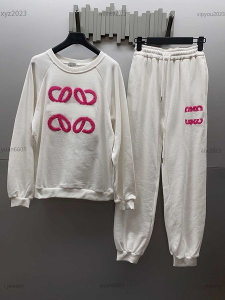 plus size women tracksuits designer girl sports suit 2pcs plush logo printed long sleeved sweater and lace up sports pants july10, Gray
plus size women tracksuits designer girl sports suit 2pcs plush logo printed long sleeved sweater and lace up sports pants july10, Gray