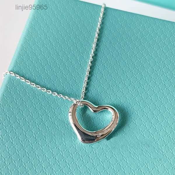 original box 925 silver classic lover pendant necklace double-hearts women's fashion jewelry designer 1 return to luxury wedding 411111
original box 925 silver classic lover pendant necklace double-hearts women's fashion jewelry designer 1 return to luxury wedding 411111