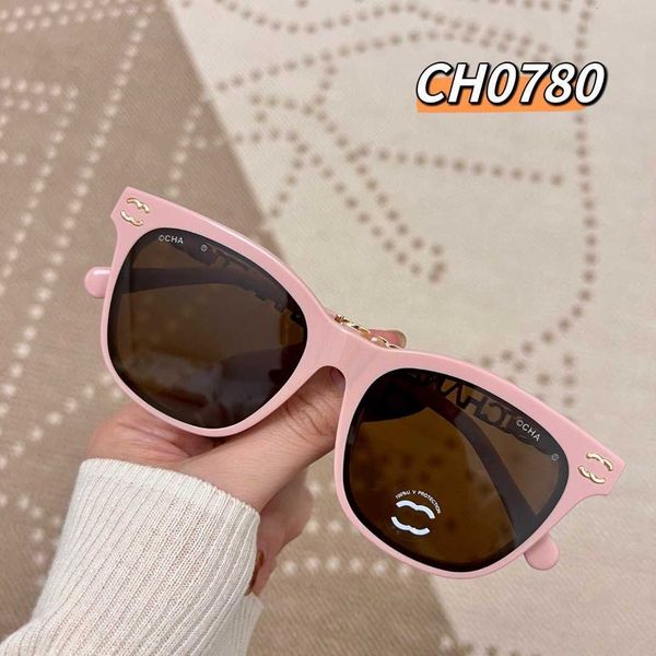 fashion ch sunglasses new large square frame with high-end feel ch0780 chain glasses for women in summer with original box correct version h, White;black
fashion ch sunglasses new large square frame with high-end feel ch0780 chain glasses for women in summer with original box correct version h, White;black