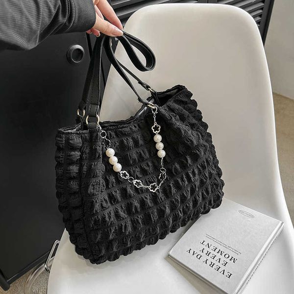 designer bag large capacity bag women's summer new commuter shoulder bag popular small bubble fold tote bag
designer bag large capacity bag women's summer new commuter shoulder bag popular small bubble fold tote bag