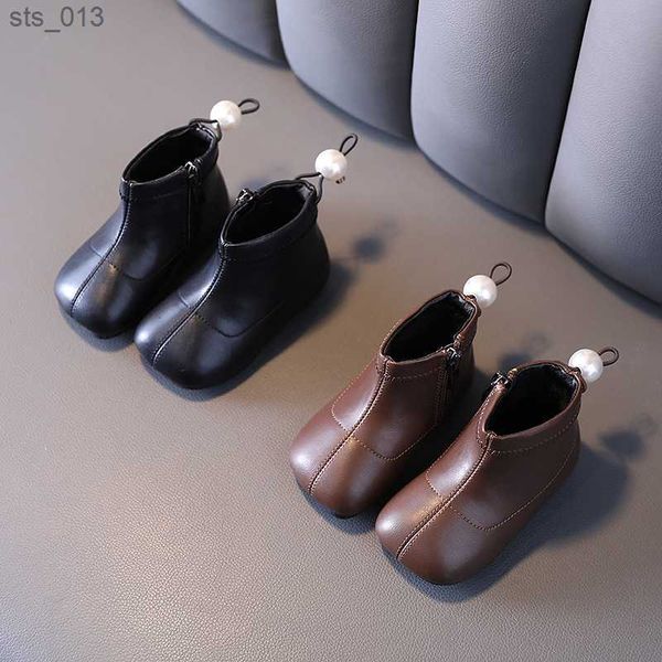 girls' snow boots children' autumn winter cotton-padded soes plush thickened 0-3 one year old kids leather short boot l230518, Black;grey
girls' snow boots children' autumn winter cotton-padded soes plush thickened 0-3 one year old kids leather short boot l230518, Black;grey