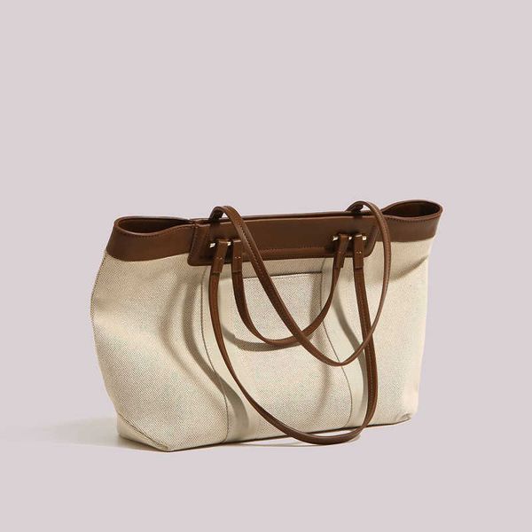 commuter bag for women autumn/winter new version niche design with large capacity tote canvas shoulder bag trend
commuter bag for women autumn/winter new version niche design with large capacity tote canvas shoulder bag trend