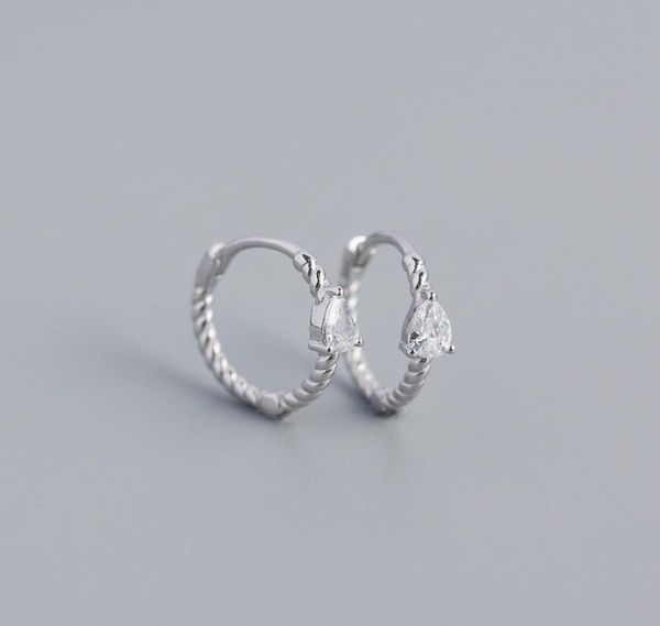 100 925 sterling silver geometric small circle hoop earrings for women girls wedding engagement colorful cz zircon earring7195500, Golden;silver
100 925 sterling silver geometric small circle hoop earrings for women girls wedding engagement colorful cz zircon earring7195500, Golden;silver
