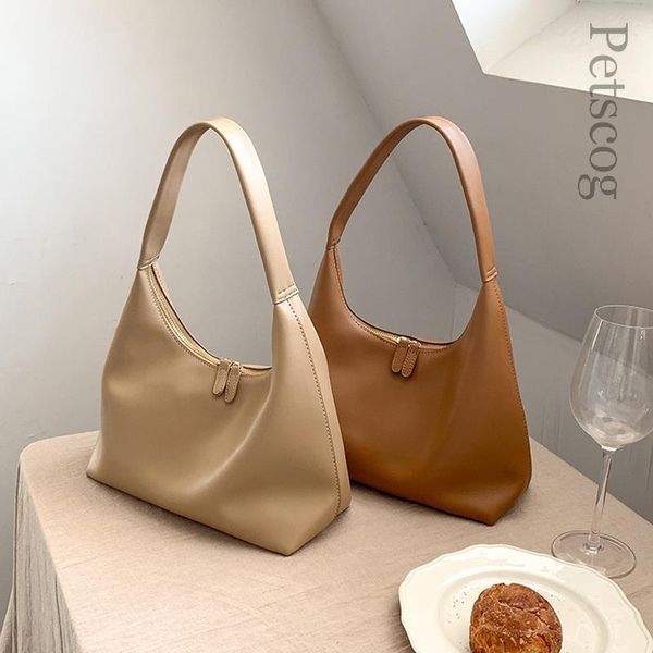 evening bags luxury designer handbag soft pu large capacity daily casual bag trend fashion simple ladies shoulder travel clutch 230710
evening bags luxury designer handbag soft pu large capacity daily casual bag trend fashion simple ladies shoulder travel clutch 230710