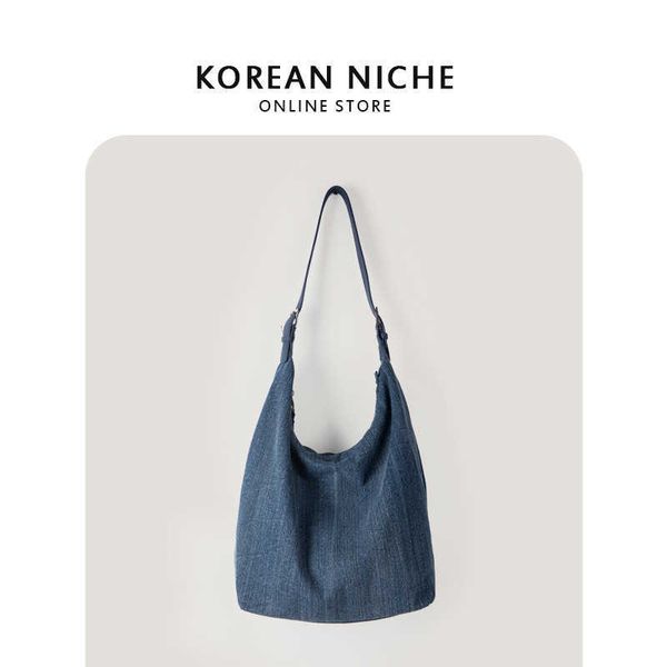 new trend version large capacity denim bag for women's tote bag niche design casual versatile commuting shoulder bag
new trend version large capacity denim bag for women's tote bag niche design casual versatile commuting shoulder bag