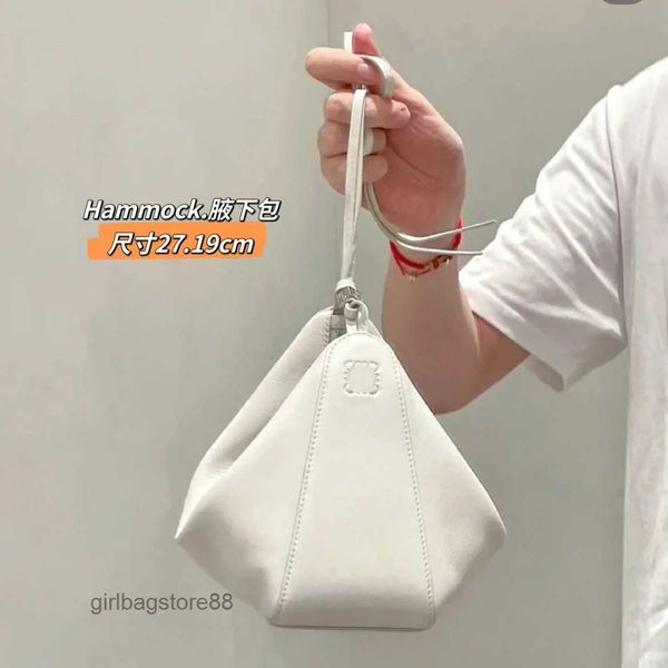 designer lloew girl bag lady purse bags hammock hobo underarm large capacity shoulder handbag
designer lloew girl bag lady purse bags hammock hobo underarm large capacity shoulder handbag