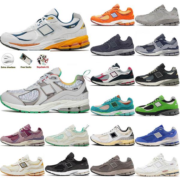 2002r b2002r athletic mens women luxury casual shoes triple s black white protection pack pink rain cloud phantom sea salt sail designer bow
2002r b2002r athletic mens women luxury casual shoes triple s black white protection pack pink rain cloud phantom sea salt sail designer bow