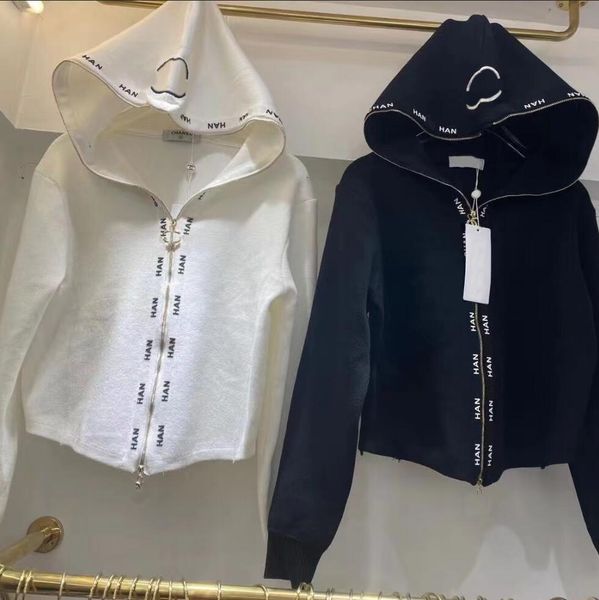 designer spring women's knits high-end black and white fashion casual hooded zipper c letter embroidered jacketsummer dress
designer spring women's knits high-end black and white fashion casual hooded zipper c letter embroidered jacketsummer dress