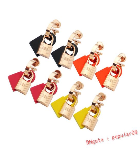 europe america simple style lady women titanium steel tassels engraved h initials rubber and metal lock stud earrings 3 color1144646, Golden;silver
europe america simple style lady women titanium steel tassels engraved h initials rubber and metal lock stud earrings 3 color1144646, Golden;silver