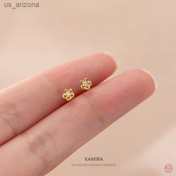 kamira 925 sterling silver fashion cute small flower piercing stud earrings for women teen party charms simple fine jewelry gift l230620, Golden;silver
kamira 925 sterling silver fashion cute small flower piercing stud earrings for women teen party charms simple fine jewelry gift l230620, Golden;silver