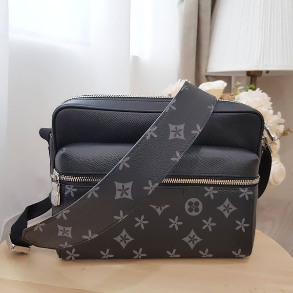 mens m30830 sports camera messenger shoulder bag womens fashion trio outdoor crossbodys luxury tote bag designer leather m69443 cool handbag
mens m30830 sports camera messenger shoulder bag womens fashion trio outdoor crossbodys luxury tote bag designer leather m69443 cool handbag