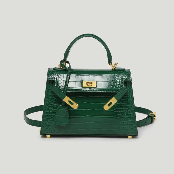designer hemrres tote bag crocodile carrie bag portable early spring 2023 new fashionable and versatile one-shoulder cross-body for women
designer hemrres tote bag crocodile carrie bag portable early spring 2023 new fashionable and versatile one-shoulder cross-body for women