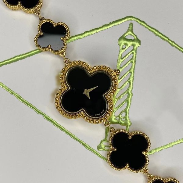 alhambra bracelet watch 5a quartz movement produced by ladies watch bracelet diameter 27mm 18k gold plated made of natural gemstones, Slivery;black
alhambra bracelet watch 5a quartz movement produced by ladies watch bracelet diameter 27mm 18k gold plated made of natural gemstones, Slivery;black