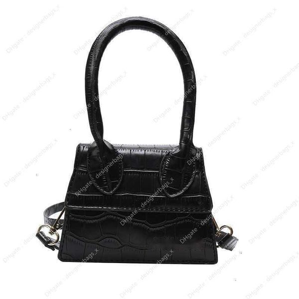 simple fashion fashion leather designer handheld new bags genuine versatile small square single shoulder crossbody bag 7a designer woman han
simple fashion fashion leather designer handheld new bags genuine versatile small square single shoulder crossbody bag 7a designer woman han