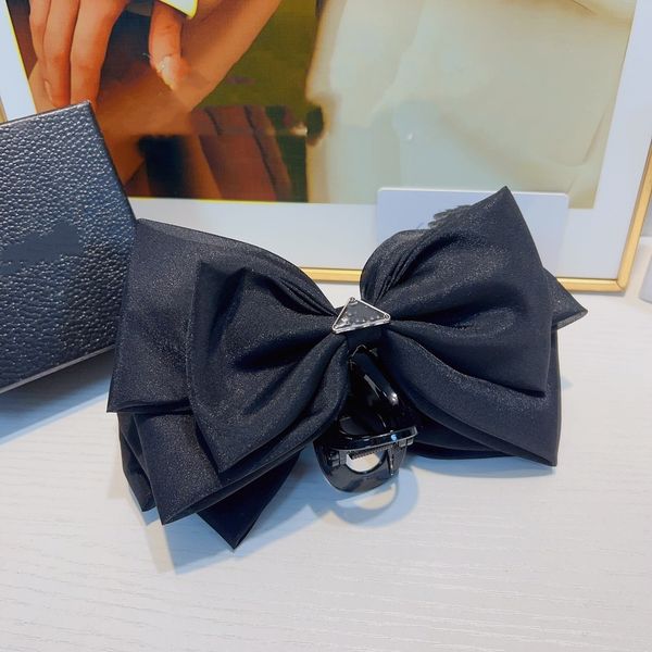 hairs clips popular hairpins solid big hair claws elegant barrette prad trendy headwear women girls hollow bath hair accessories fp2c
hairs clips popular hairpins solid big hair claws elegant barrette prad trendy headwear women girls hollow bath hair accessories fp2c