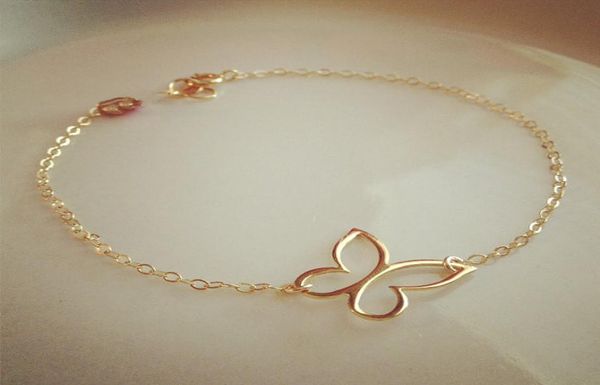 10pcs b034 cut outline womens butterfly bracelet open butterfly wing pendant bracelets for women simple animal insect bracelets9634847, Golden;silver
10pcs b034 cut outline womens butterfly bracelet open butterfly wing pendant bracelets for women simple animal insect bracelets9634847, Golden;silver