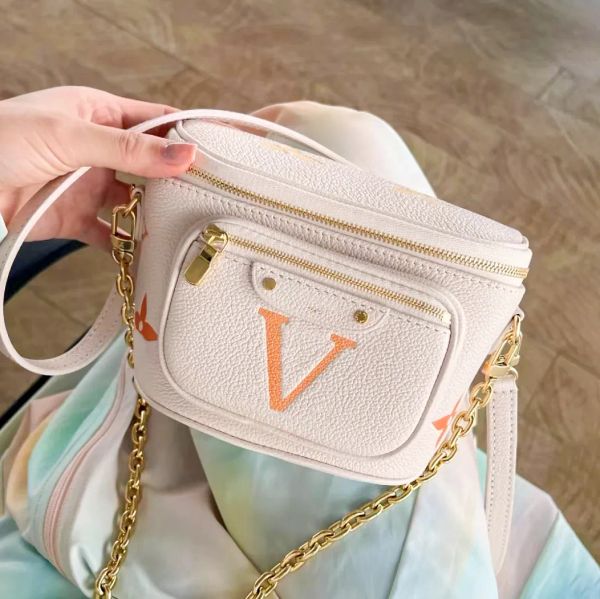 leather mini bumbag chest belt bag luxurys women gym tote handbags clutch crossbodys waist bag mens m82335 fanny pack designer envelope shou
leather mini bumbag chest belt bag luxurys women gym tote handbags clutch crossbodys waist bag mens m82335 fanny pack designer envelope shou