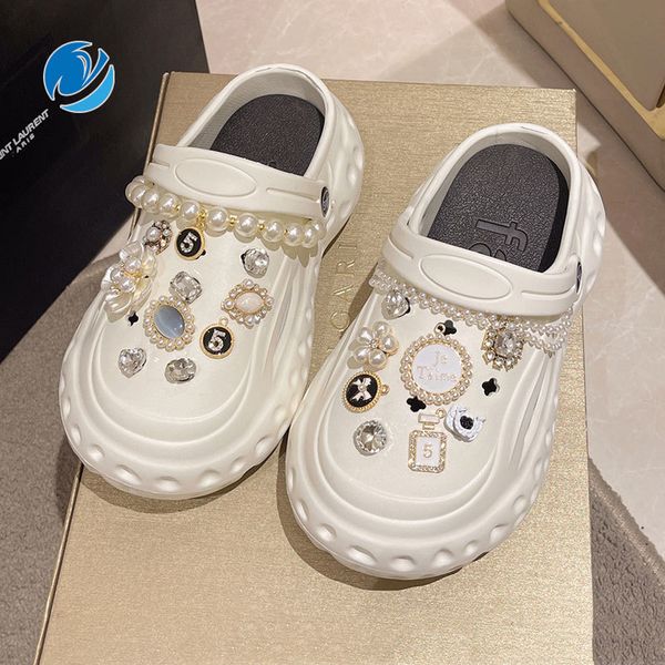 sandals mo dou scandals for women summer eva thick sole non-slip home slippers punk style chain diy wearable 230707, Black
sandals mo dou scandals for women summer eva thick sole non-slip home slippers punk style chain diy wearable 230707, Black