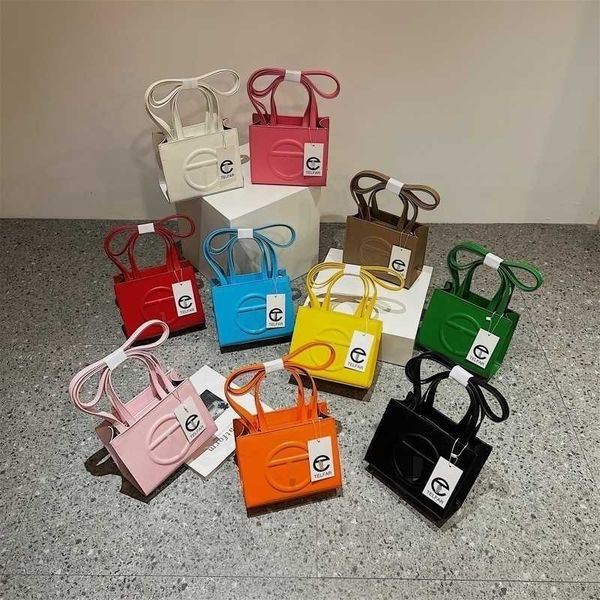 factory wholesale handbag 2023 autumn new fashion simple versatile one shoulder crossbody women's bag
factory wholesale handbag 2023 autumn new fashion simple versatile one shoulder crossbody women's bag