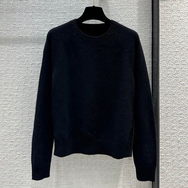 minimalist design pure color women sweater daily trending fashion comfortable clothes outdoor elegant style female pullovers, White;black
minimalist design pure color women sweater daily trending fashion comfortable clothes outdoor elegant style female pullovers, White;black