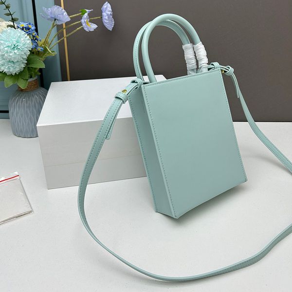 designer bag women standard a5 tote leather shoulder bags designers purses the tote bag luxurys handbags cross body purse women handbag fash
designer bag women standard a5 tote leather shoulder bags designers purses the tote bag luxurys handbags cross body purse women handbag fash