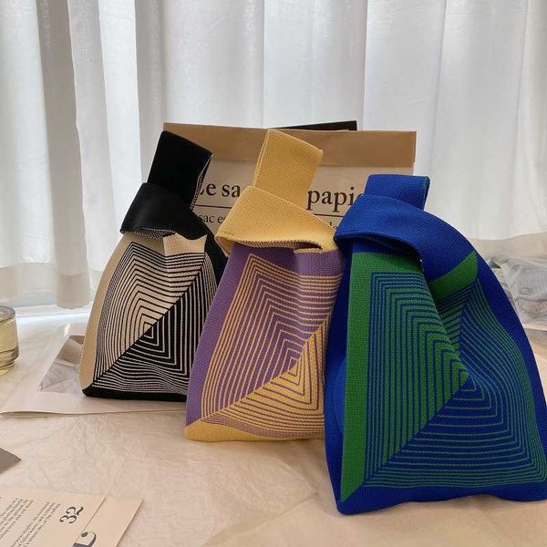 new textured knitted bag spring/summer handheld bag striped knitted handheld tote bag small and large capacity bag
new textured knitted bag spring/summer handheld bag striped knitted handheld tote bag small and large capacity bag