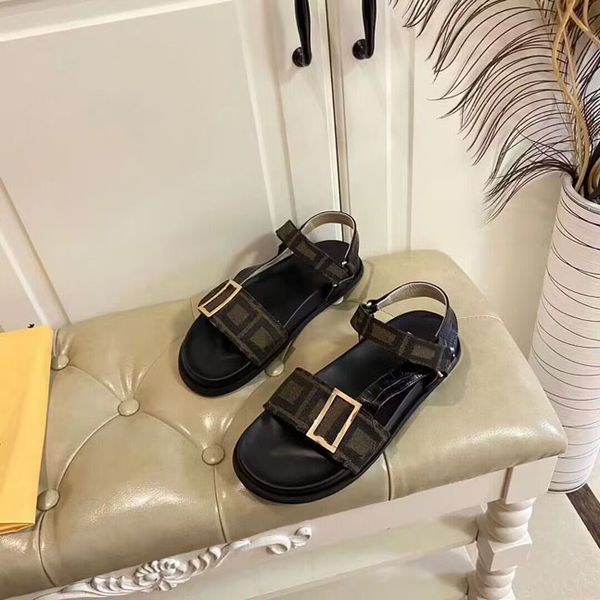 fashion men's and women's sandals summer flat shoes leather sandals flat shoes couple beach shoes 35-45, Black
fashion men's and women's sandals summer flat shoes leather sandals flat shoes couple beach shoes 35-45, Black