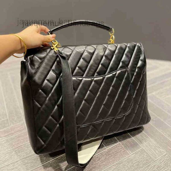 chaanel designer crossbody bads classic chain flap bags women handbag female crossbody handbag purses lady handbags 220902
chaanel designer crossbody bads classic chain flap bags women handbag female crossbody handbag purses lady handbags 220902