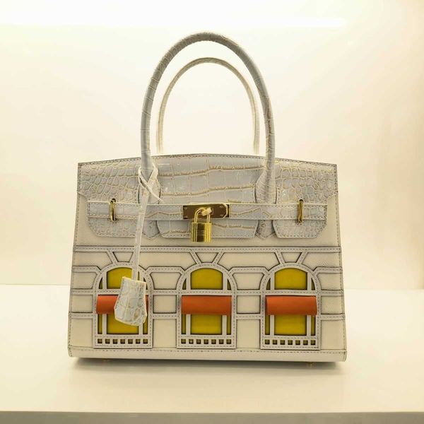 designer bag birkis advanced snowy house zipper new light luxury small ladies' bag commuting large capacity handbag
designer bag birkis advanced snowy house zipper new light luxury small ladies' bag commuting large capacity handbag